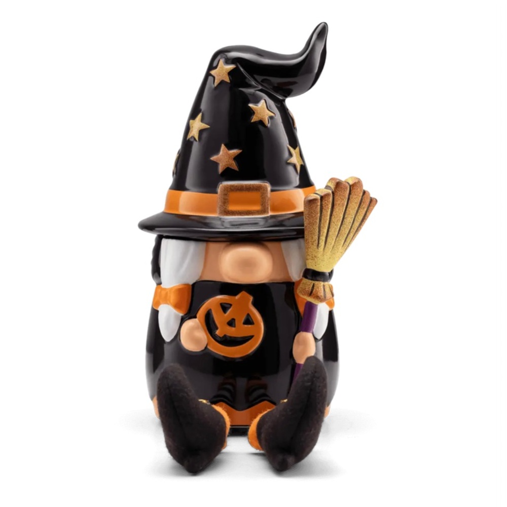 NEW Scentsy Wiked Cute warmer
